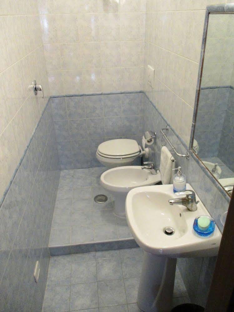 Maxim Rooms Róma Kültér fotó
