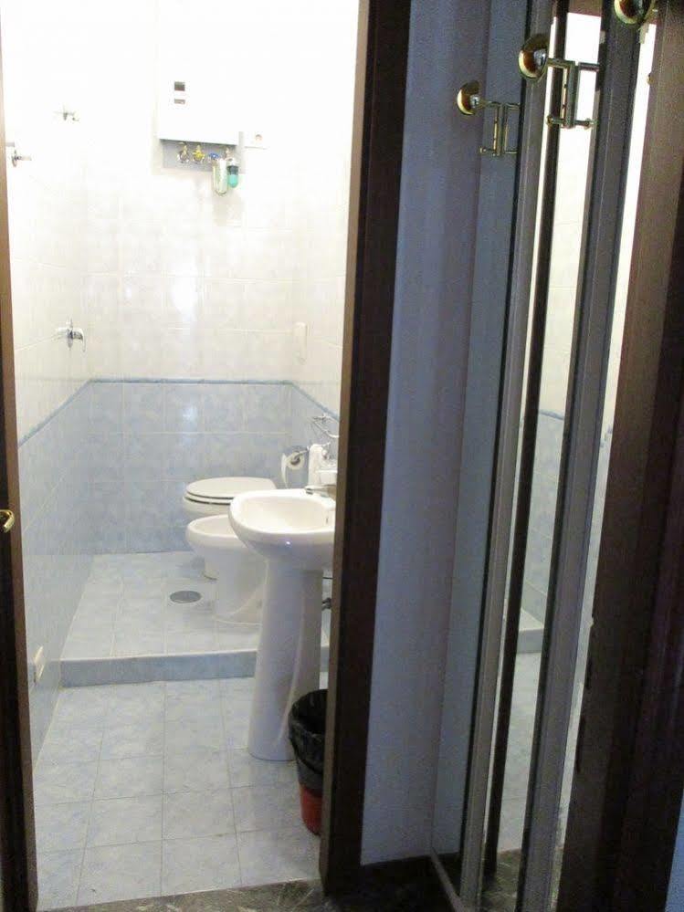 Maxim Rooms Róma Kültér fotó