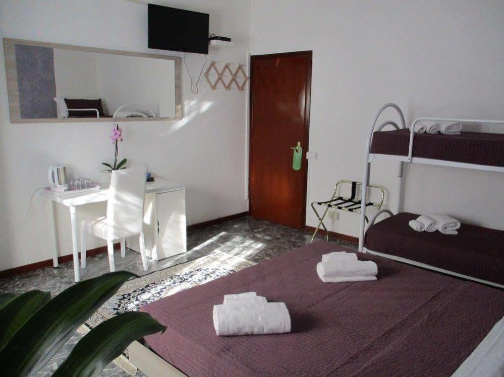 Maxim Rooms Róma Kültér fotó